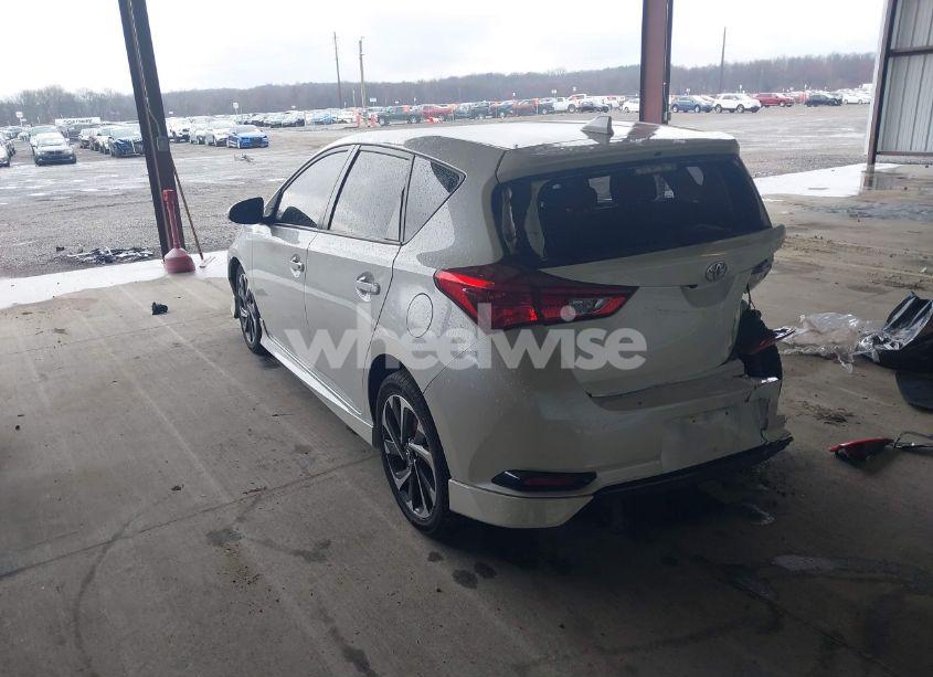 Photo 3 of 2017 Toyota Corolla IM (VIN JTNKARJE1HJ536414)