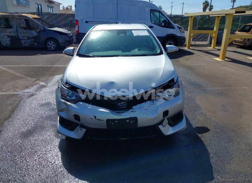 Photo 13 of 2018 Toyota Corolla IM (VIN JTNKARJE1JJ572576)