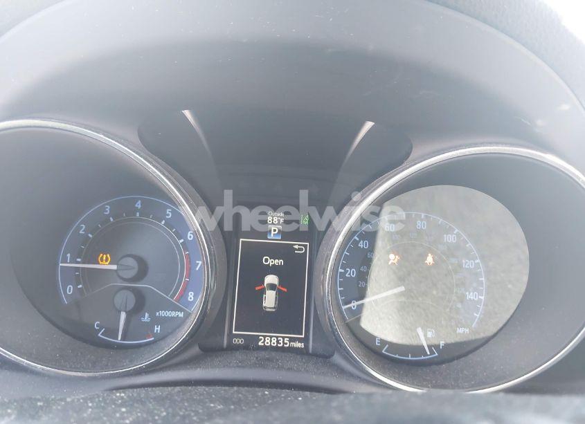 Photo 7 of 2018 Toyota Corolla IM (VIN JTNKARJE1JJ572576)