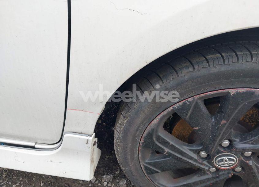 Photo 18 of 2017 Toyota Corolla IM (VIN JTNKARJE3HJ548712)