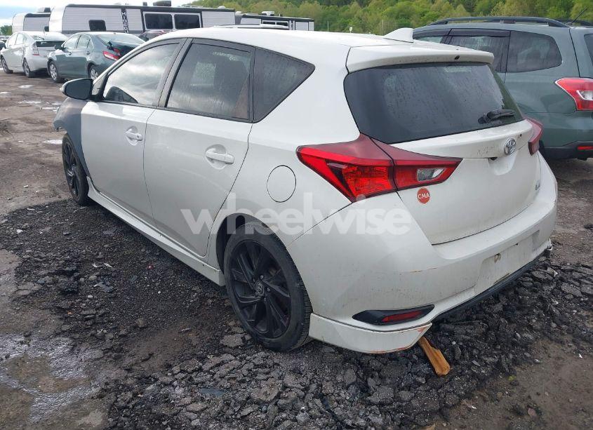 Photo 3 of 2017 Toyota Corolla IM (VIN JTNKARJE3HJ548712)