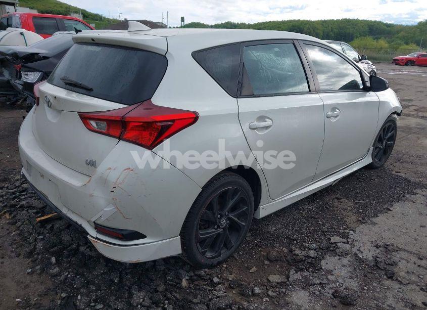 Photo 4 of 2017 Toyota Corolla IM (VIN JTNKARJE3HJ548712)