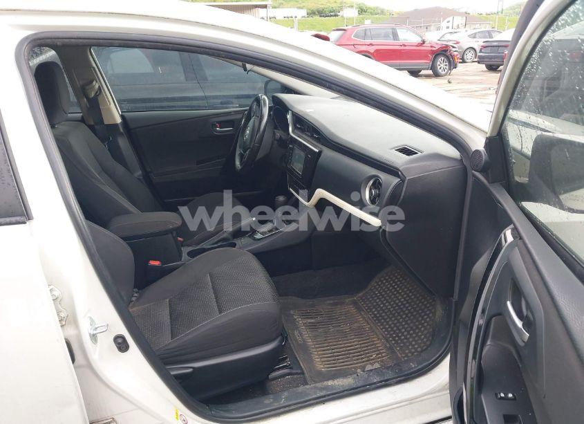 Photo 5 of 2017 Toyota Corolla IM (VIN JTNKARJE3HJ548712)