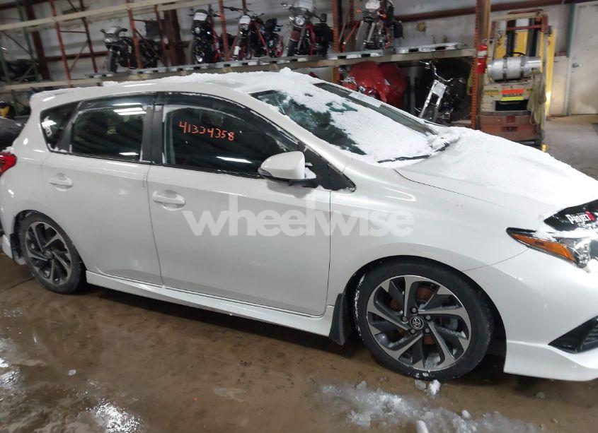 Photo 12 of 2017 Toyota Corolla IM (VIN JTNKARJE5HJ528915)