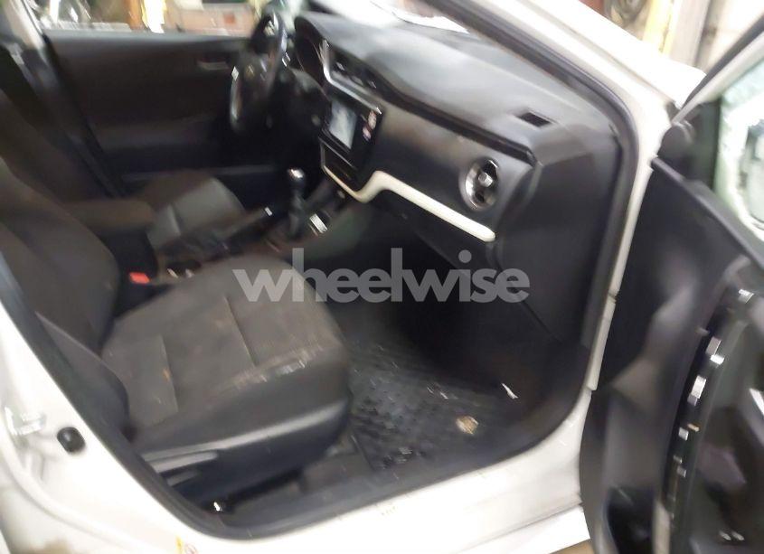 Photo 5 of 2017 Toyota Corolla IM (VIN JTNKARJE5HJ528915)