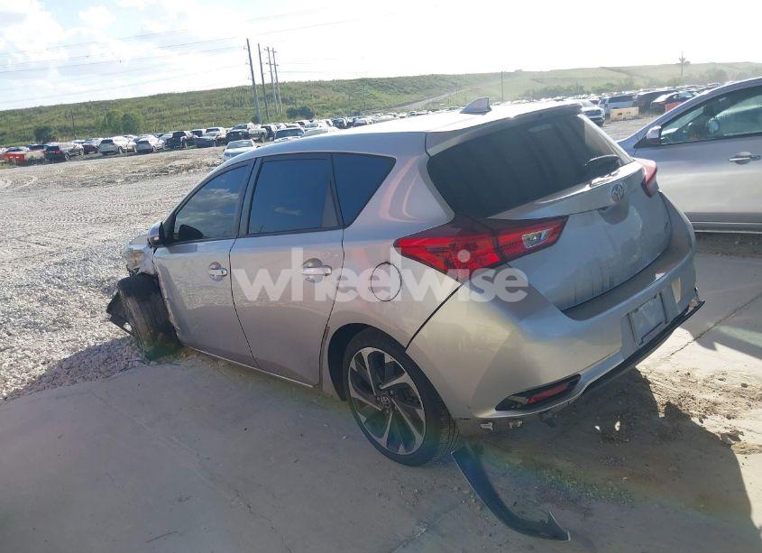 Photo 13 of 2018 Toyota Corolla IM (VIN JTNKARJE6JJ569012)