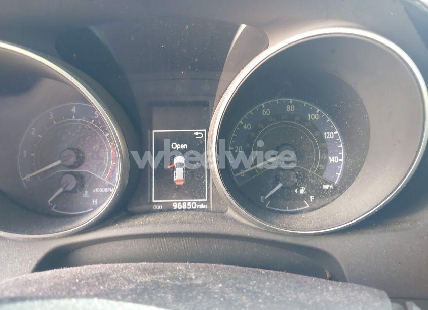 Photo 7 of 2018 Toyota Corolla IM (VIN JTNKARJE6JJ569012)