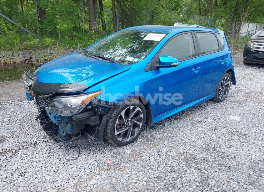 Photo 2 of 2017 Toyota Corolla IM (VIN JTNKARJE8HJ544378)