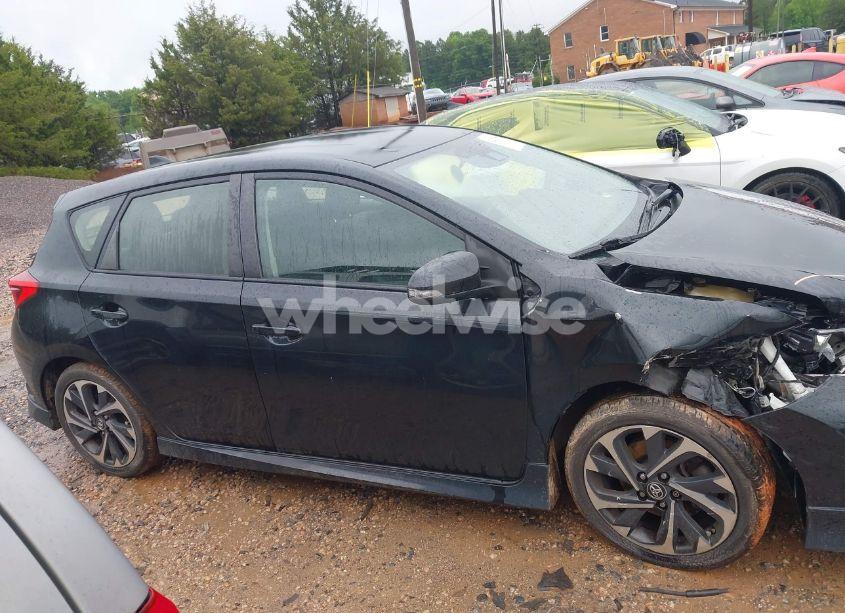 Photo 13 of 2018 Toyota Corolla IM (VIN JTNKARJE9JJ568405)