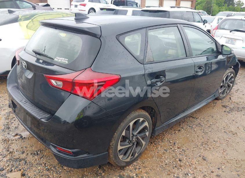Photo 4 of 2018 Toyota Corolla IM (VIN JTNKARJE9JJ568405)