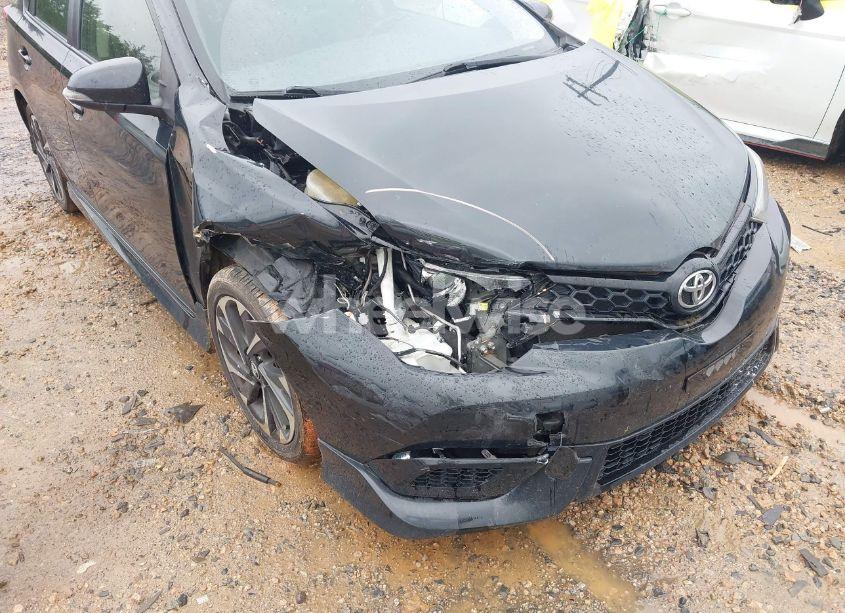 Photo 6 of 2018 Toyota Corolla IM (VIN JTNKARJE9JJ568405)