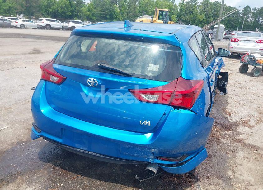 Photo 4 of 2018 Toyota Corolla IM (VIN JTNKARJEXJJ567876)