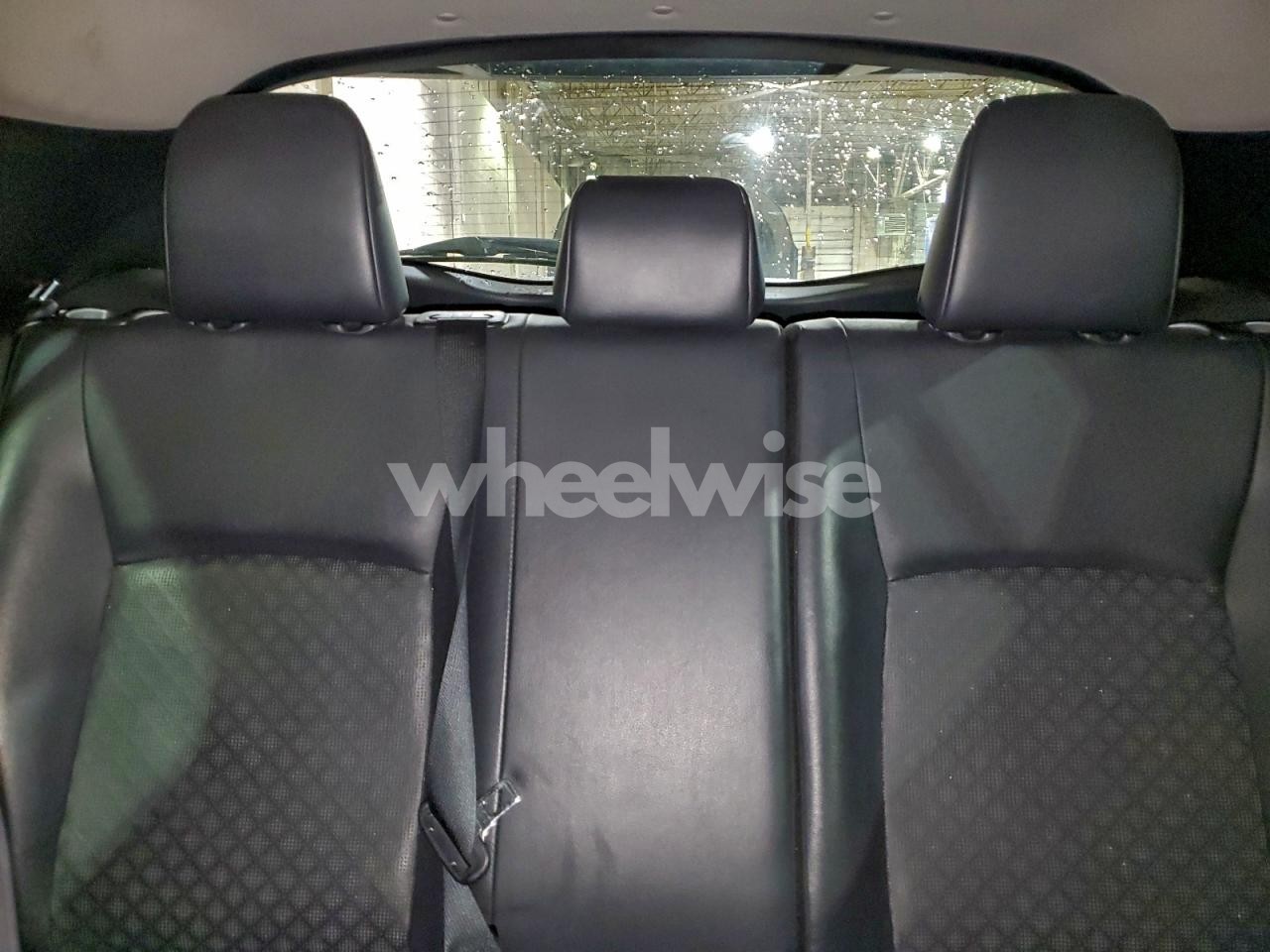 Photo 10 of 2020 TOYOTA C-HR XLE (VIN JTNKHMBX0L1068716)