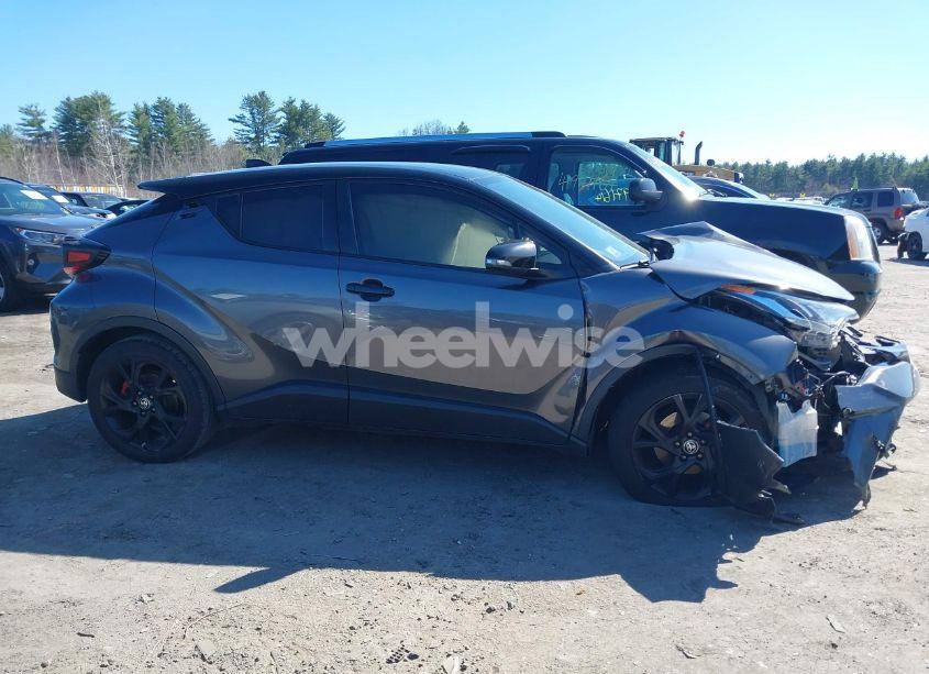 Photo 14 of 2021 Toyota C-hr NIGHTSHADE EDITION (VIN JTNKHMBX0M1102042)