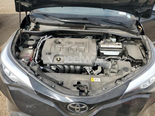 Photo 10 of 2021 TOYOTA C-HR XLE (VIN JTNKHMBX0M1107712)