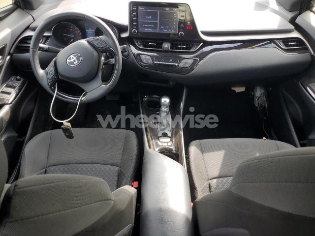 Photo 11 of 2021 TOYOTA C-HR XLE (VIN JTNKHMBX0M1107712)