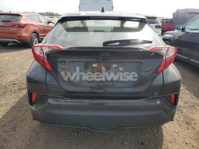 Photo 4 of 2021 TOYOTA C-HR XLE (VIN JTNKHMBX0M1107712)