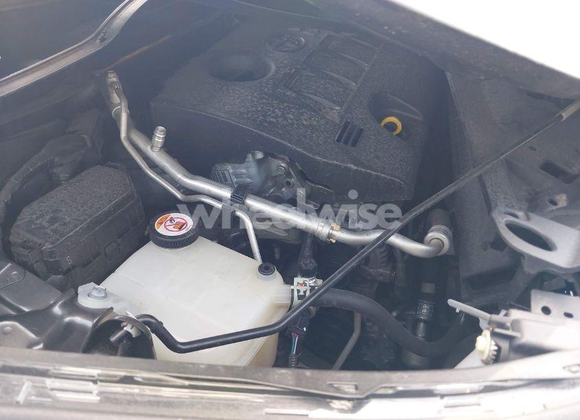 Photo 10 of 2021 Toyota C-hr LE (VIN JTNKHMBX0M1115308)