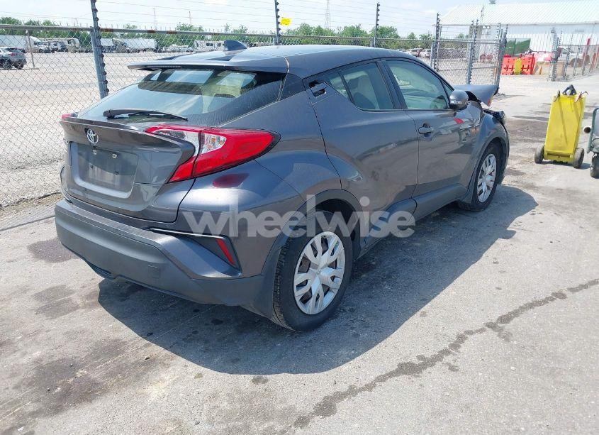 Photo 4 of 2021 Toyota C-hr LE (VIN JTNKHMBX0M1115308)