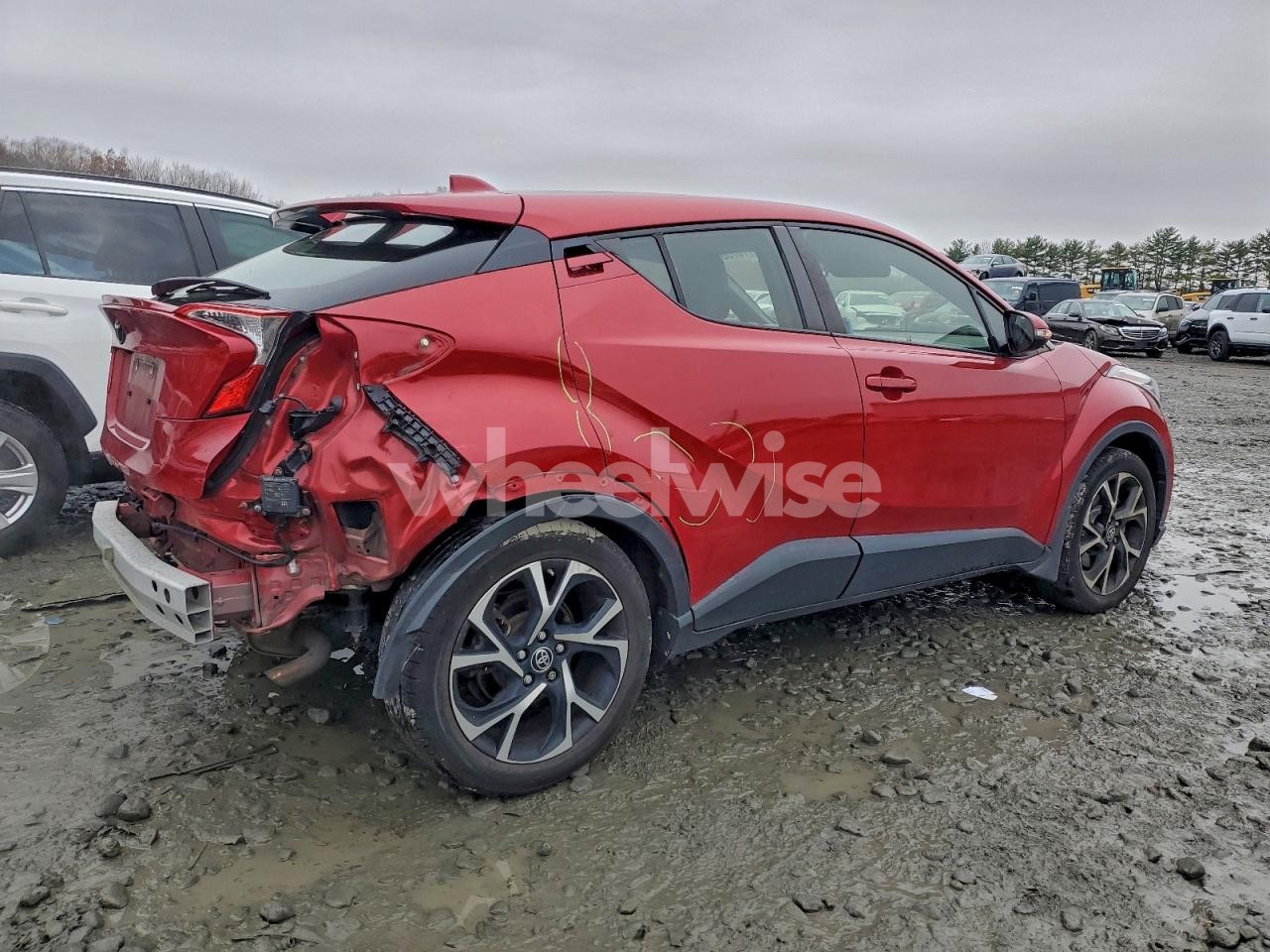 Photo 3 of 2021 TOYOTA C-HR XLE (VIN JTNKHMBX0M1126938)