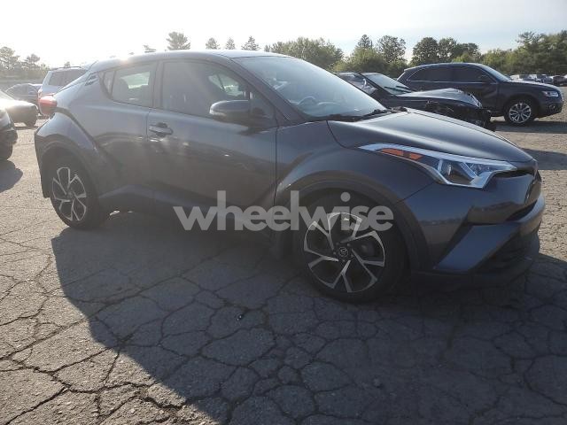 Photo 2 of 2018 TOYOTA C-HR XLE (VIN JTNKHMBX1J1007436)