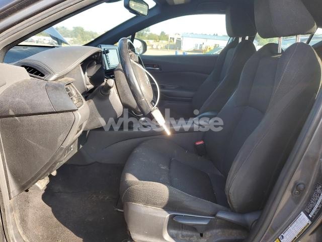 Photo 7 of 2018 TOYOTA C-HR XLE (VIN JTNKHMBX1J1007436)