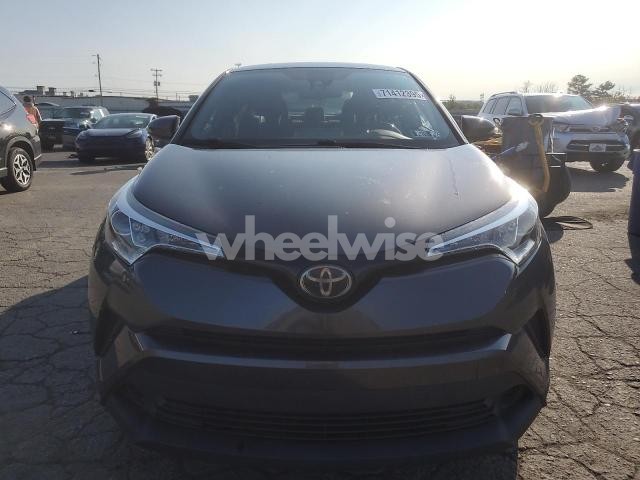 Photo 8 of 2018 TOYOTA C-HR XLE (VIN JTNKHMBX1J1007436)