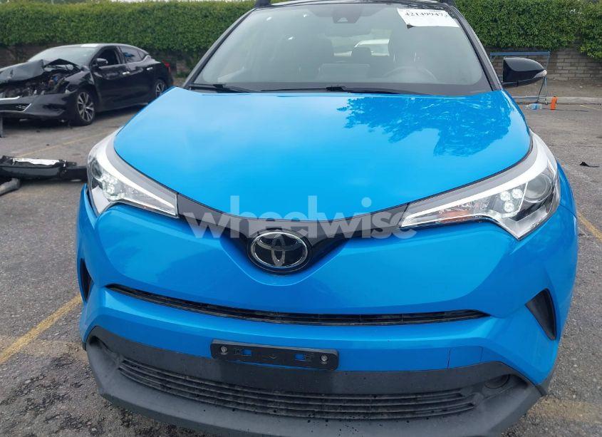Photo 12 of 2019 Toyota C-hr XLE (VIN JTNKHMBX1K1031351)