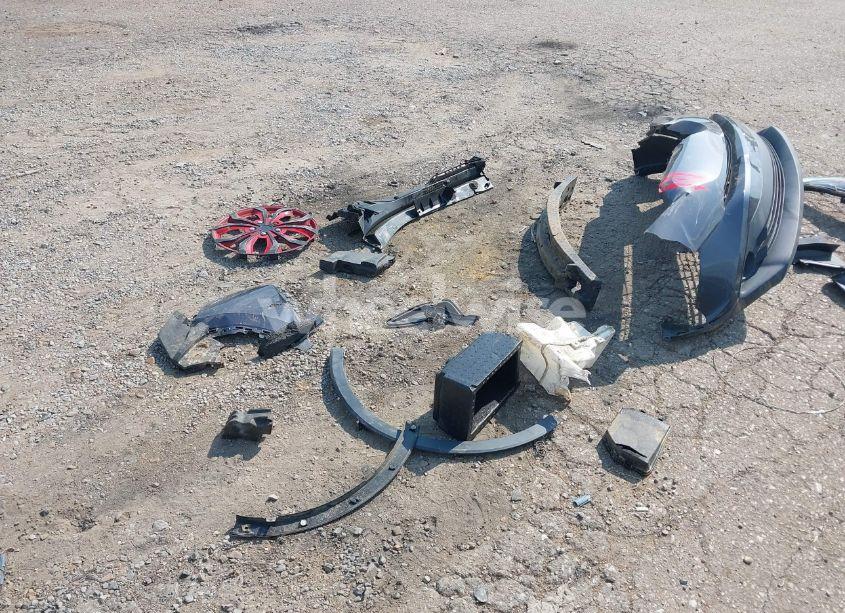 Photo 11 of 2019 Toyota C-hr LE (VIN JTNKHMBX2K1048871)