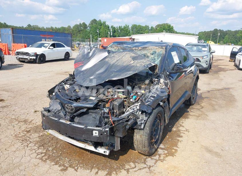 Photo 5 of 2019 Toyota C-hr LE (VIN JTNKHMBX2K1048871)