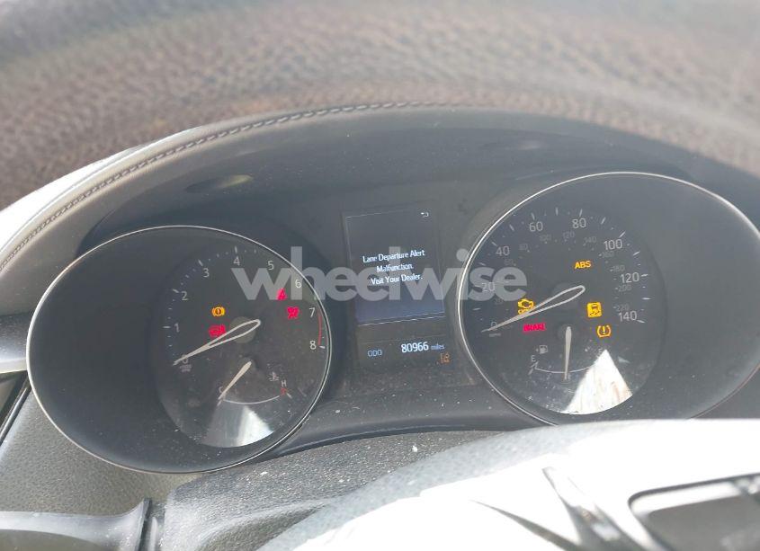 Photo 6 of 2019 Toyota C-hr LE (VIN JTNKHMBX2K1048871)