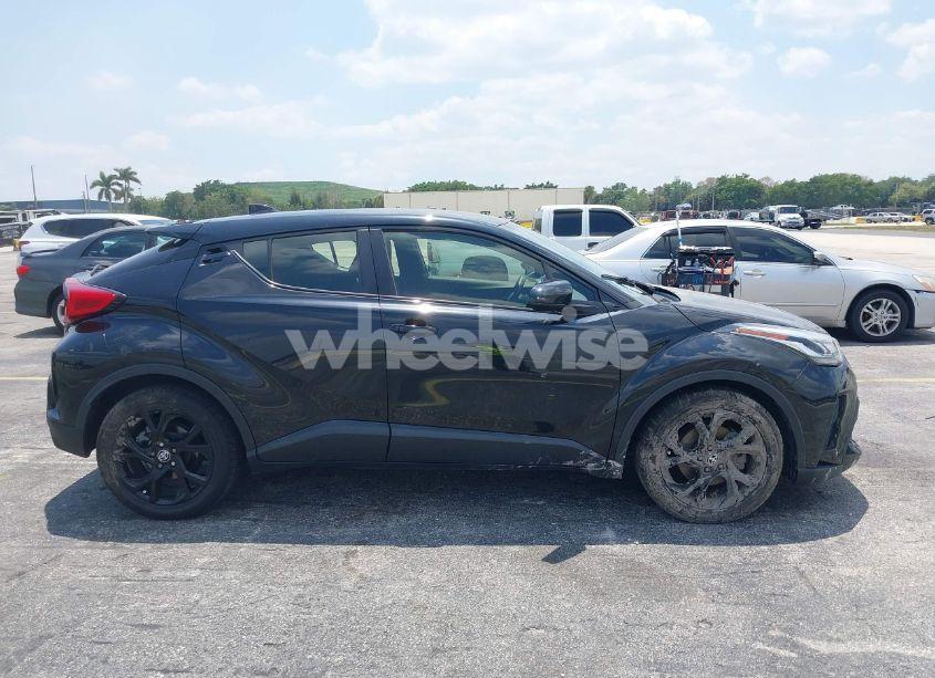 Photo 12 of 2021 Toyota C-hr NIGHTSHADE EDITION (VIN JTNKHMBX2M1101054)