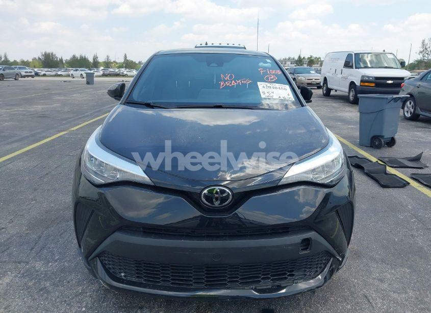 Photo 6 of 2021 Toyota C-hr NIGHTSHADE EDITION (VIN JTNKHMBX2M1101054)