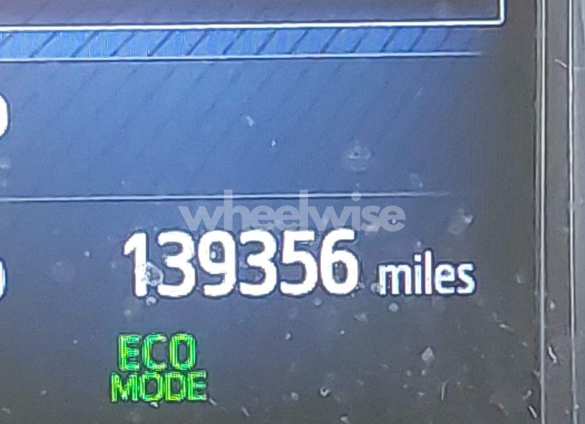 Photo 15 of 2018 Toyota C-hr XLE PREMIUM (VIN JTNKHMBX5J1007391)