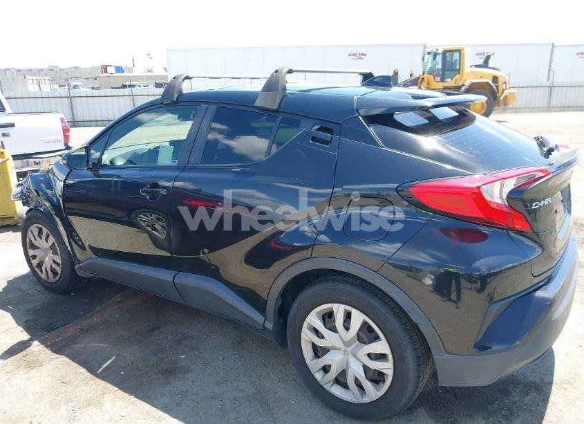 Photo 15 of 2019 Toyota C-hr LE (VIN JTNKHMBX5K1059637)