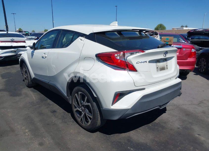 Photo 14 of 2019 Toyota C-hr XLE (VIN JTNKHMBX5K1062232)