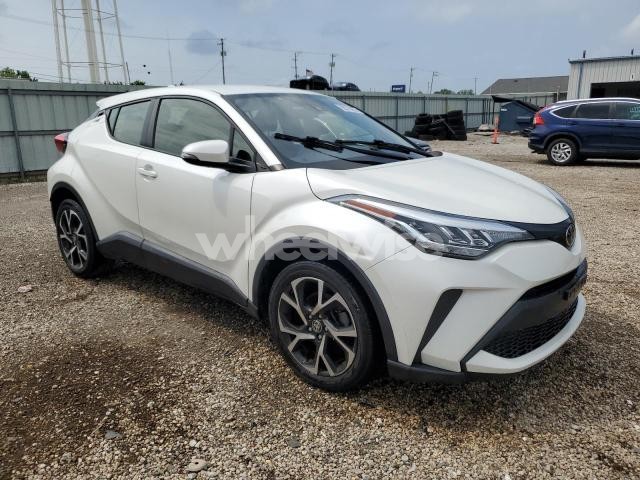 Photo 2 of 2020 TOYOTA C-HR XLE (VIN JTNKHMBX5L1066184)