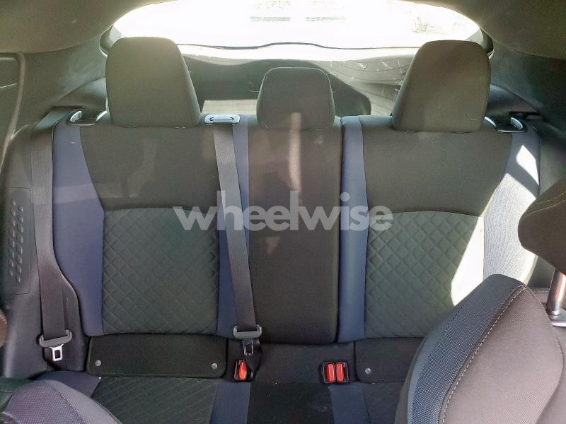 Photo 8 of 2020 TOYOTA C-HR XLE (VIN JTNKHMBX6L1083351)