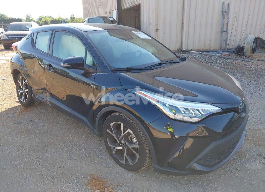 2020 Toyota C-hr XLE (VIN JTNKHMBX6L1085990) main photo