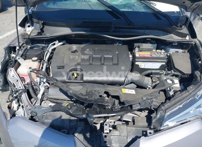 Photo 10 of 2019 Toyota C-hr XLE (VIN JTNKHMBX8K1046347)