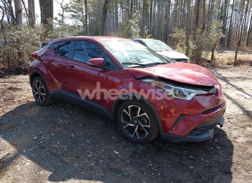 2018 Toyota C-hr XLE (VIN JTNKHMBX9J1011380) main photo