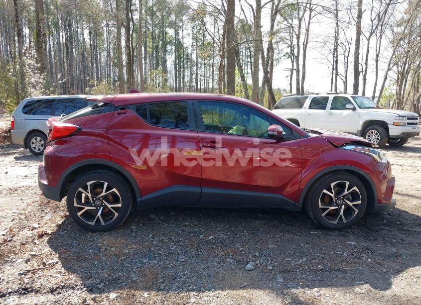 Photo 14 of 2018 Toyota C-hr XLE (VIN JTNKHMBX9J1011380)