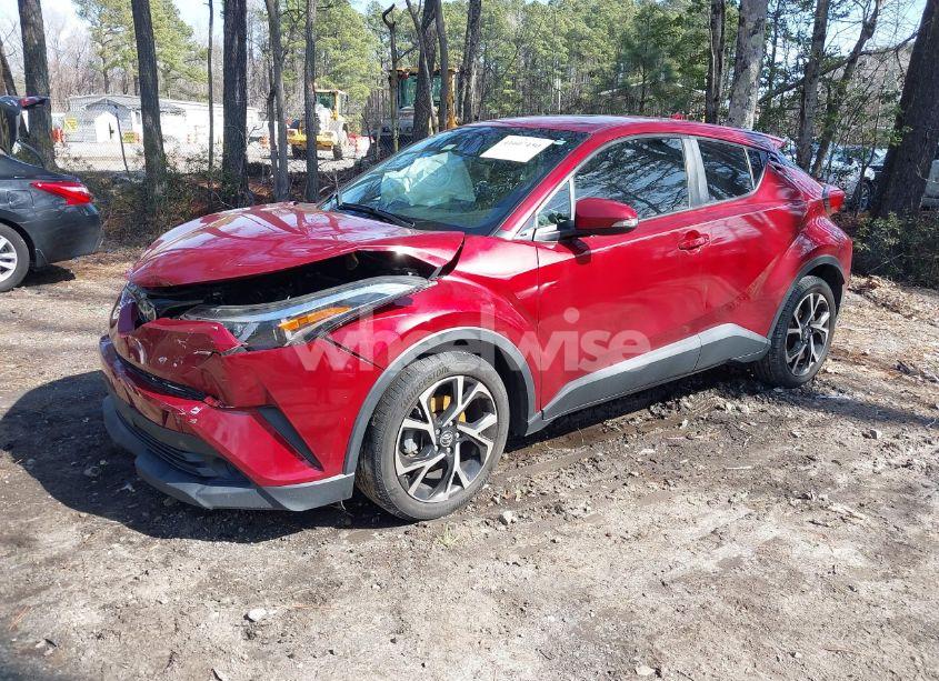 Photo 2 of 2018 Toyota C-hr XLE (VIN JTNKHMBX9J1011380)