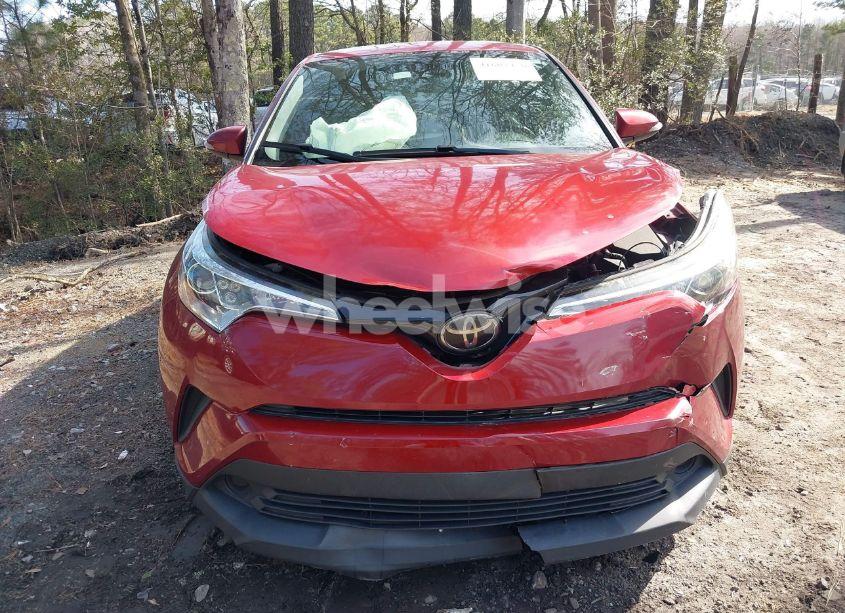 Photo 6 of 2018 Toyota C-hr XLE (VIN JTNKHMBX9J1011380)