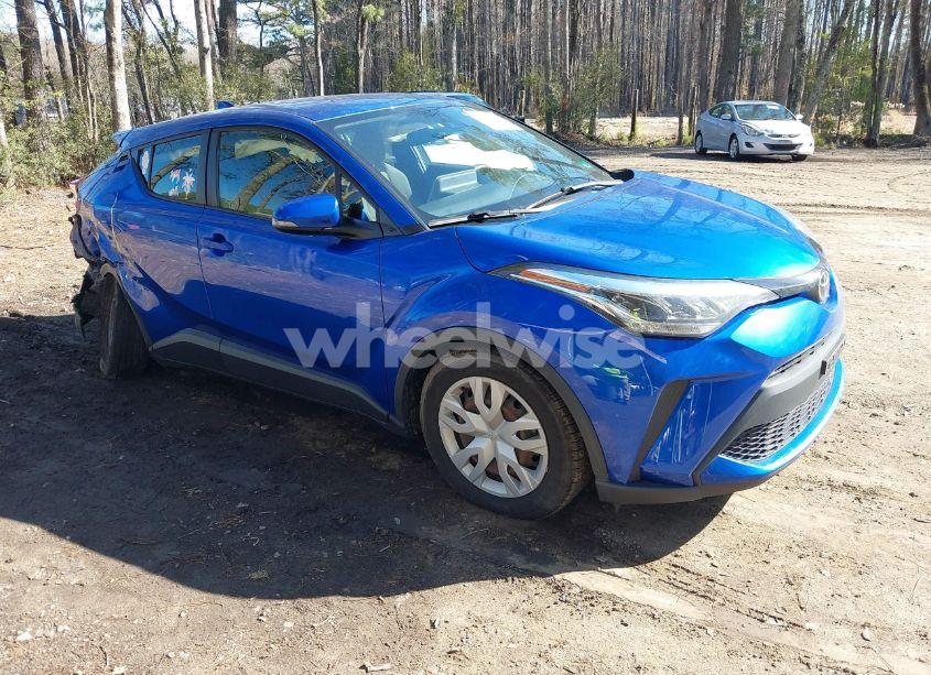 2020 Toyota C-hr LE (VIN JTNKHMBXXL1092909) main photo