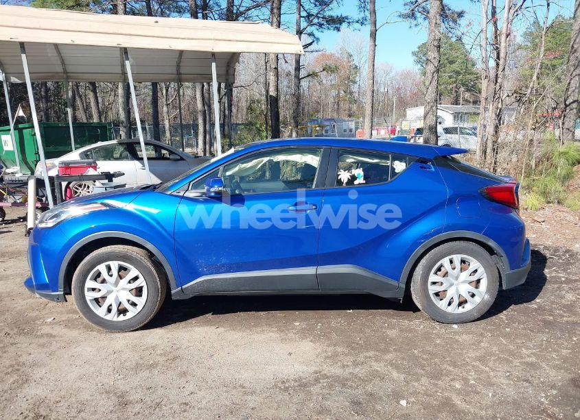Photo 14 of 2020 Toyota C-hr LE (VIN JTNKHMBXXL1092909)