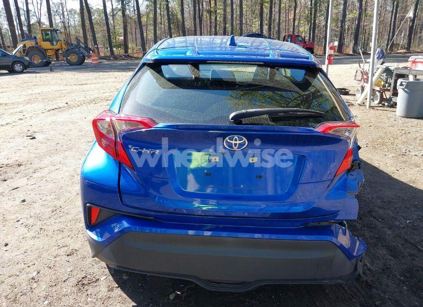 Photo 16 of 2020 Toyota C-hr LE (VIN JTNKHMBXXL1092909)