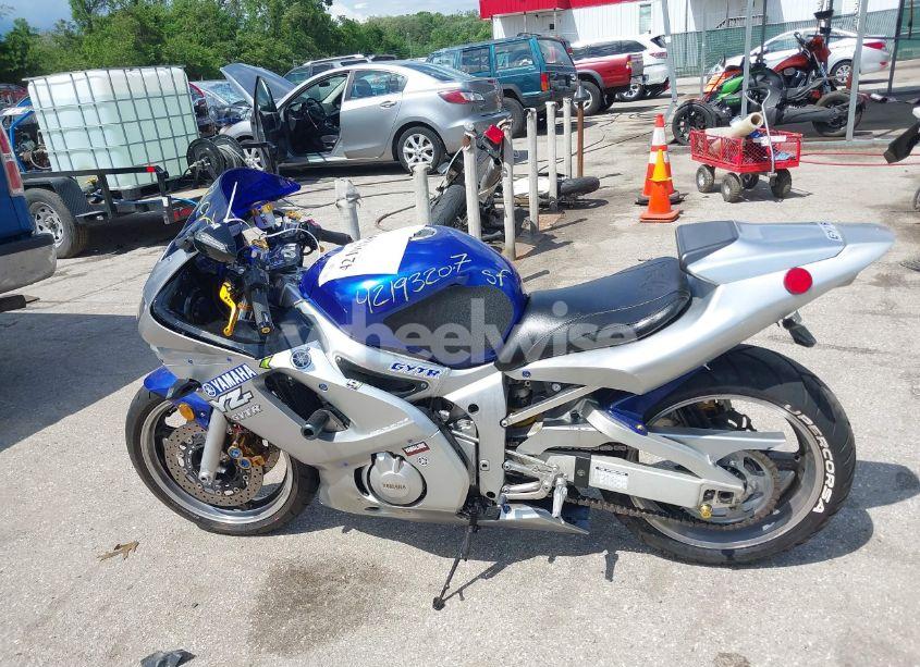 Photo 13 of 2001 Yamaha Yzfr6 L (VIN JYARJ04E51A014896)