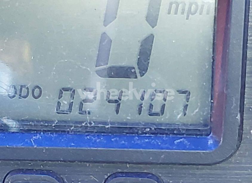 Photo 14 of 2001 Yamaha Yzfr6 L (VIN JYARJ04E51A014896)