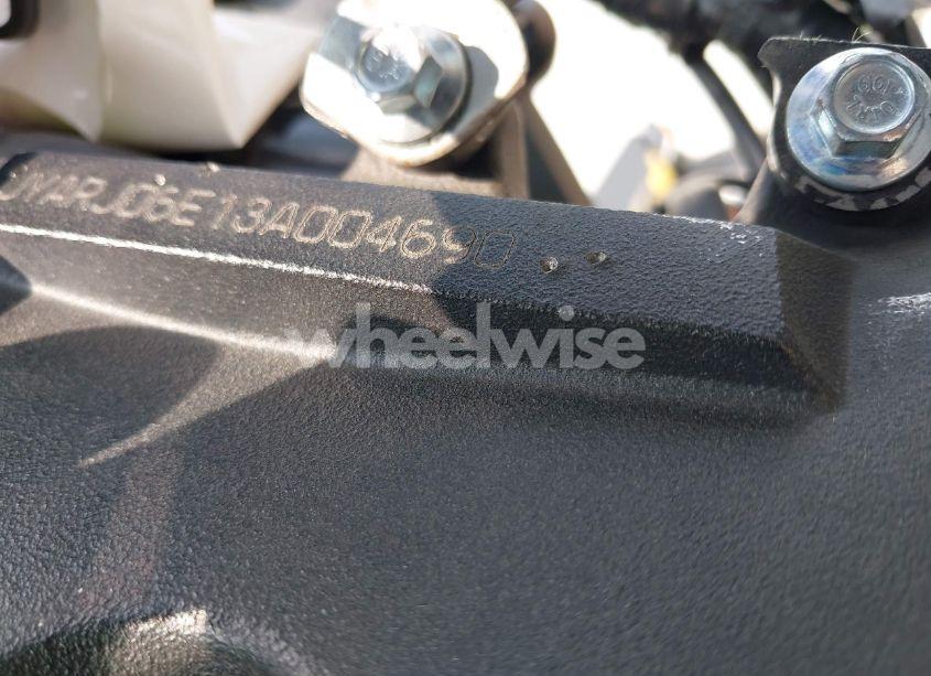 Photo 10 of 2003 Yamaha Yzfr6 L (VIN JYARJ06E13A004690)